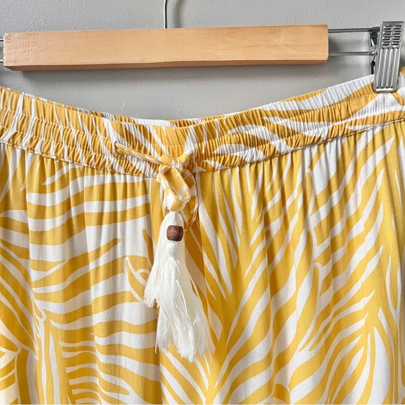 True Destinations Pants Women's Medium Yellow Tropical Pull On Beachy Boho Flare - Picture 10 of 12